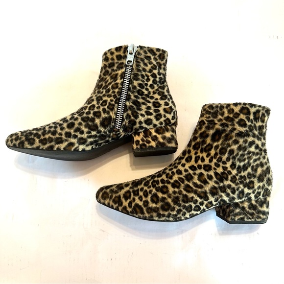 DOLLS KILL CURRENT MOOD SPOT ON
FAUX FUR LEOPARD POINTED TOE
ANKLE BOOTS. Sz 7 - Picture 6 of 12
